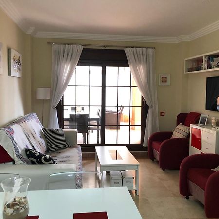 Apartamento Urbanizacion De Lujo En Primera Linea De Playa Isla Canela Exterior foto