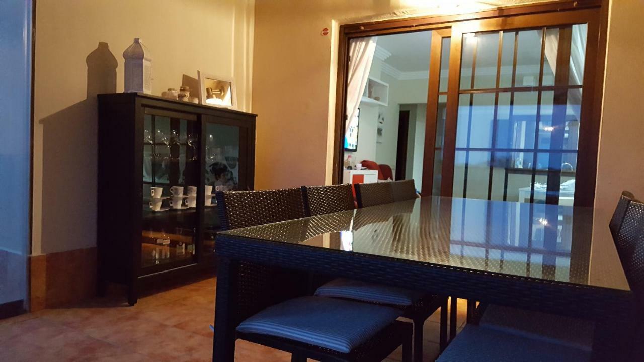 Apartamento Urbanizacion De Lujo En Primera Linea De Playa Isla Canela Exterior foto