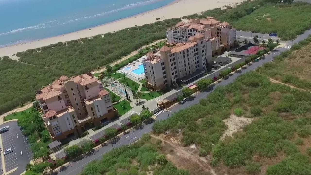 Apartamento Urbanizacion De Lujo En Primera Linea De Playa Isla Canela Exterior foto